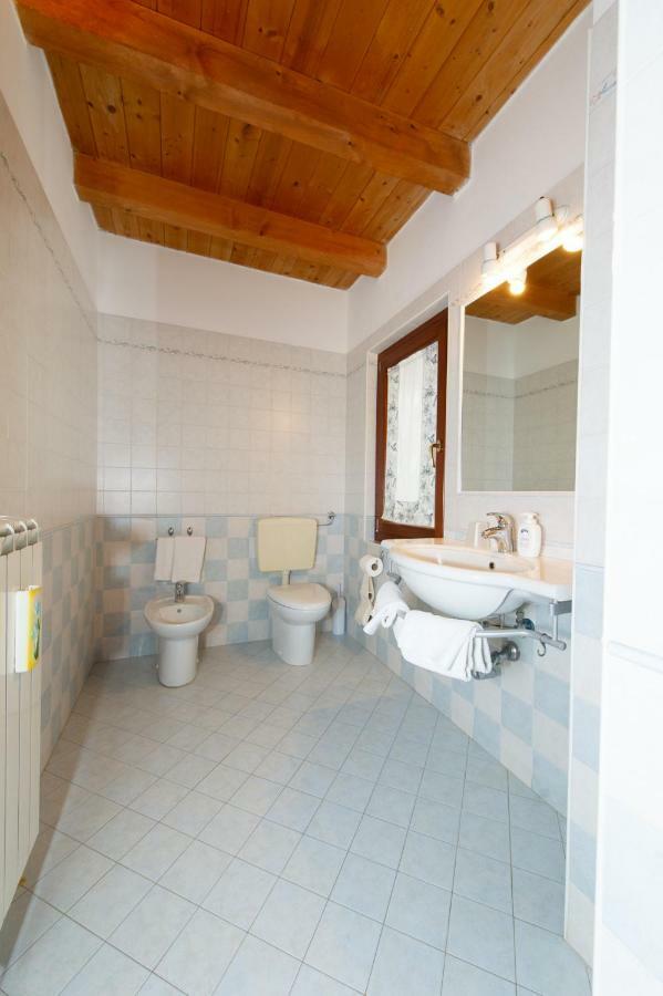 Agriturismo Lis Rosis Medea Kültér fotó