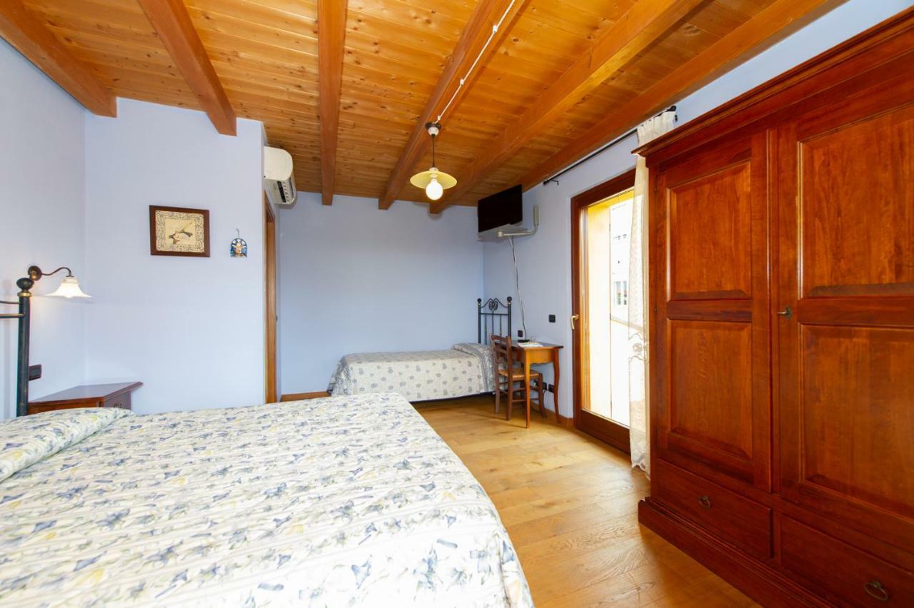Agriturismo Lis Rosis Medea Kültér fotó